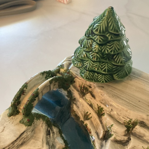 Vintage mountain creek village collection - Picture 6 of 14